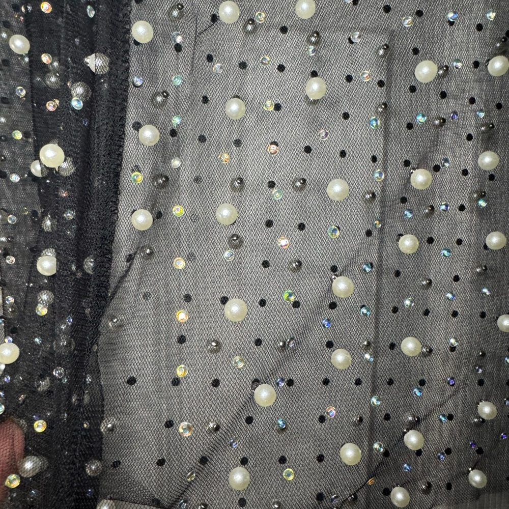 White Birch Pearl & Rhinestone Mesh Top Size XL - Picture 3 of 7